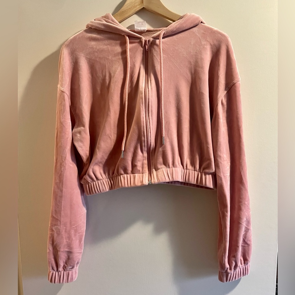 3/$20 Angel velour cropped jacket - Picture 3 of 7